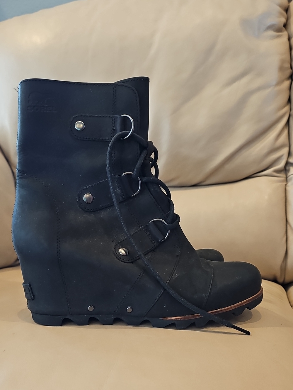 Sorel Black Lace-Up Wedge Ankle Boots